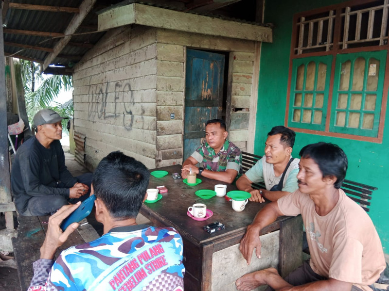 Babinsa Talang Jangkang, Sertu Ramadhan, Gelar Komsos dengan Warga Binaan