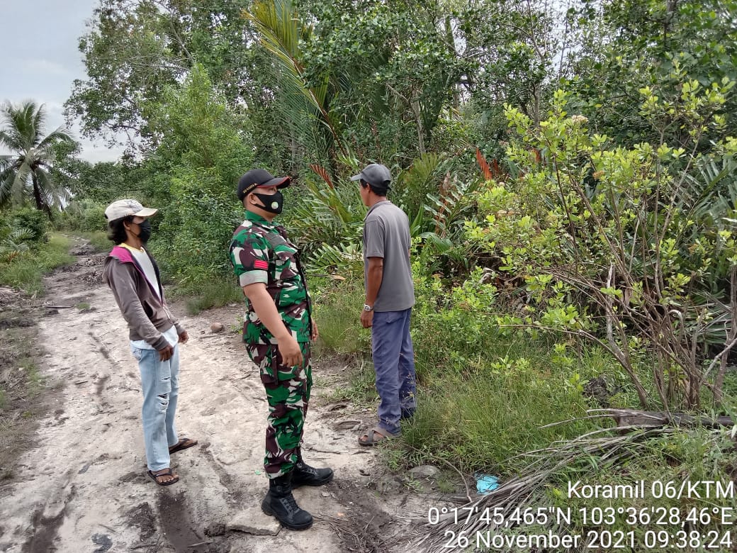 Praka Rizki Amanda Batubara Siaga Patroli Karhutla Bersama Masyarakat Tagaraja