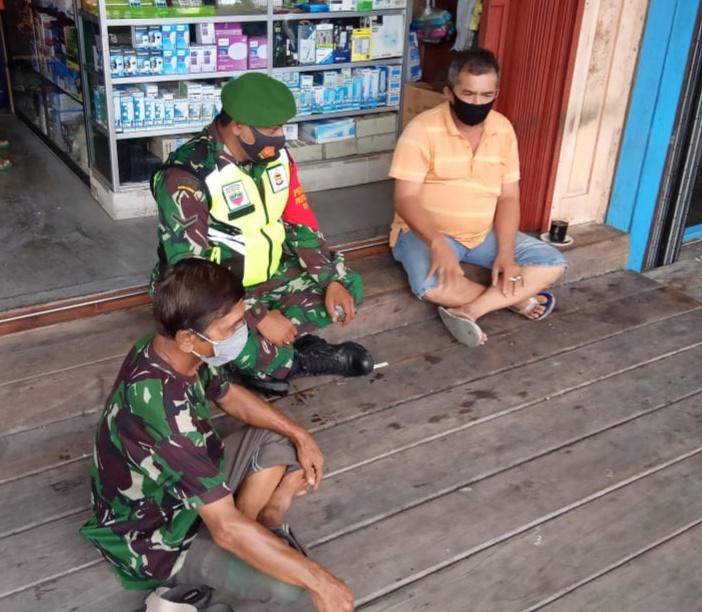 Pererat Hubungan, Babinsa Koramil 04/Kuindra Lakukan Komsos dengan Warga Binaan