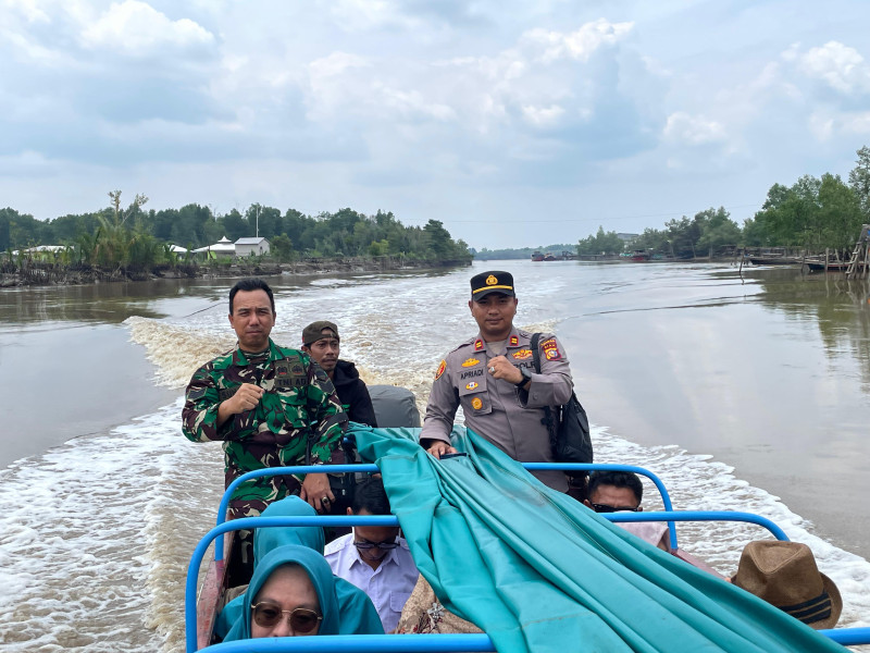 Danpos dan Kapolsek Hadiri Musrenbang di Dua Desa  Kecamatan Concong untuk Meningkatkan Kesejahteraan Rakyat