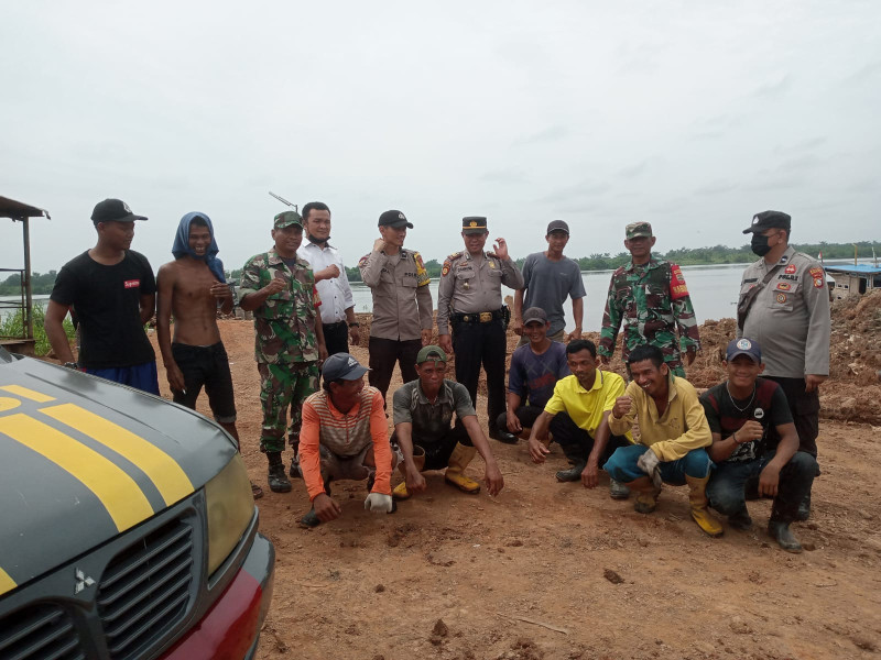 Kegiatan Patroli Bersama Dalam Rangka Hari Buruh Internasional Di Kecamatan Tempuling