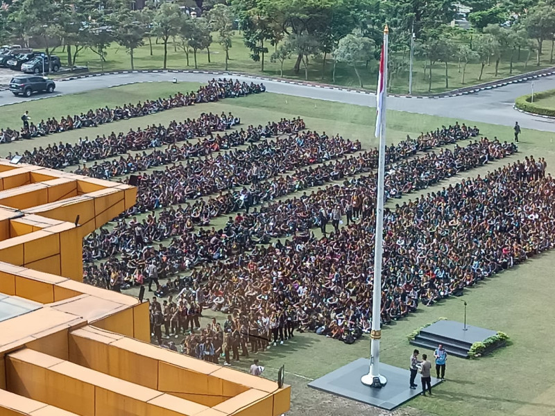 Seleksi Calon Polisi, Ribuan Peserta Padati Mapolda Riau