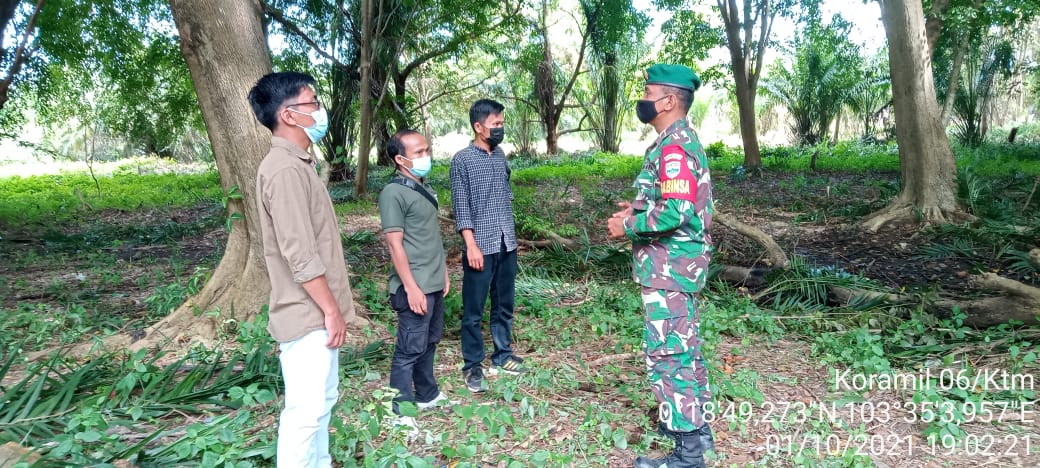 Serda Lendi Piter Siaga Patroli Karhutla Bersama Warga Masyarakat Air Tawar