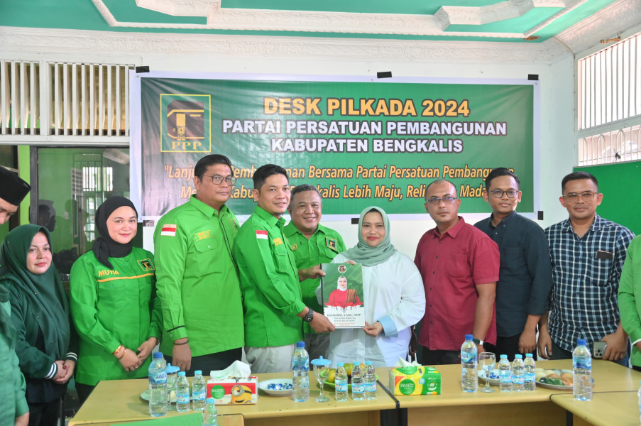 Maju Pilkada Bengkalis, Kasmarni Kembalikan Formulir Berkas Pencalonan ke PPP