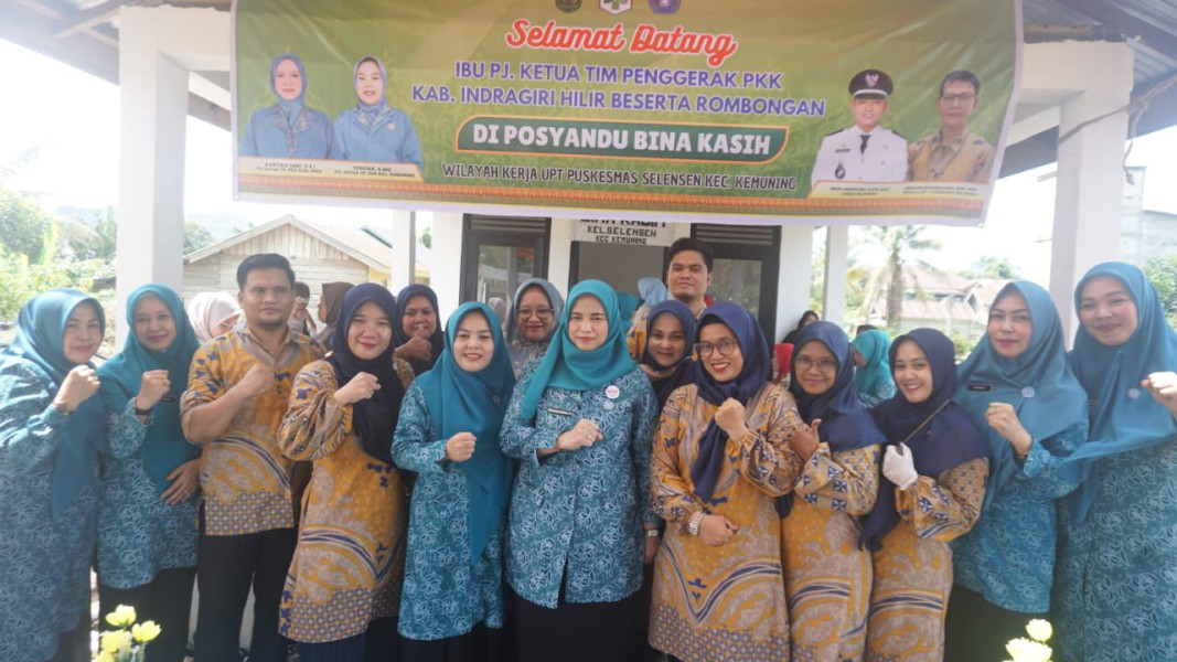 Kartika Sari Erisman mengunjungi Posyandu Bina Kasih