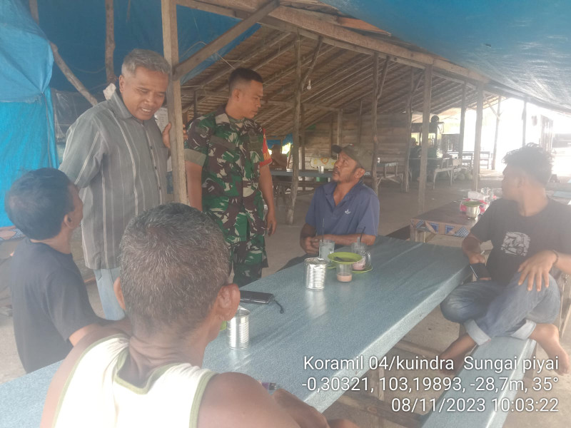 Kepedulian Babinsa Koramil 04/Kuindra Terus Masyarakat Rutin Dilakukan Melalui Komsos