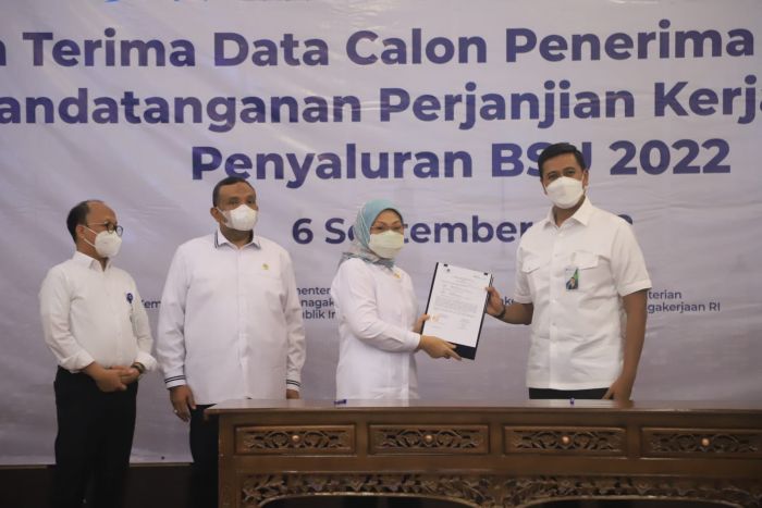 Terima Data Calon Penerima dari BPJS, Kemnaker Siap Salurkan BSU
