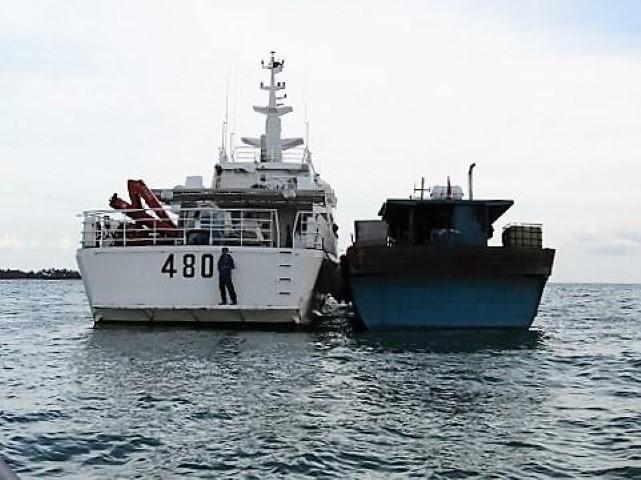 Indonesia-Malaysia Gelar Operasi Bersama di Laut