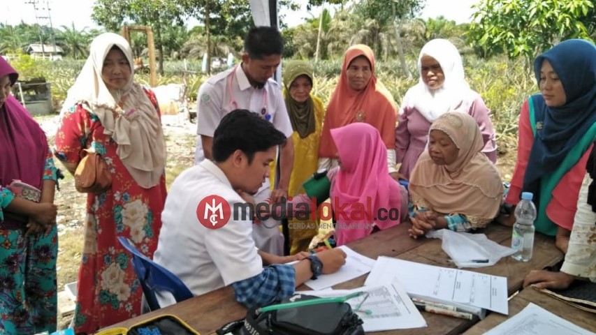 Dompet Dhuafa Indragiri Hulu dan BMT Indragiri Gelar Pengobatan Gratis di Desa Suka Jadi