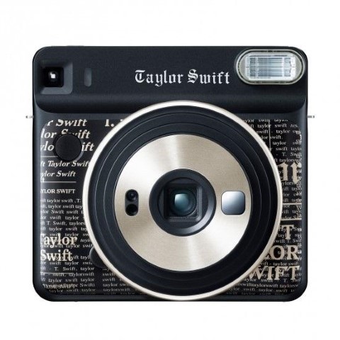 Ini Wujud Kamera Instax Square SQ6 Rancangan Taylor Swift