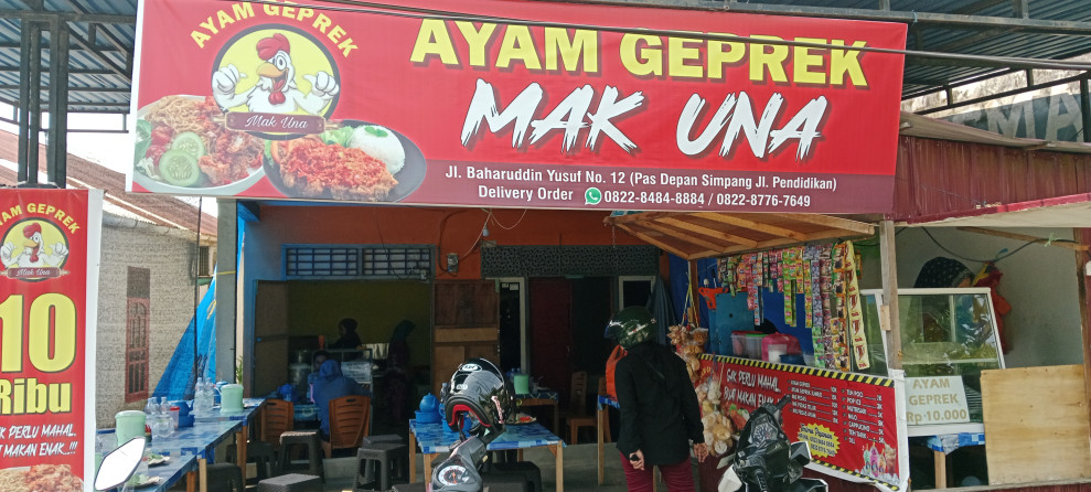 Geprek Mak Una Rasanya Juara dengan Harga Ekonomis