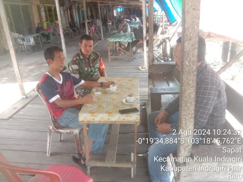 Ciptakan Masyarakat Saling Bertoleransi Antar Sesama Melalui Komsos Babinsa Koramil 04/Kuindra