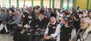 374 Jemaah Haji Kloter Pertama EHA Riau Telah Tiba di Pekanbaru
