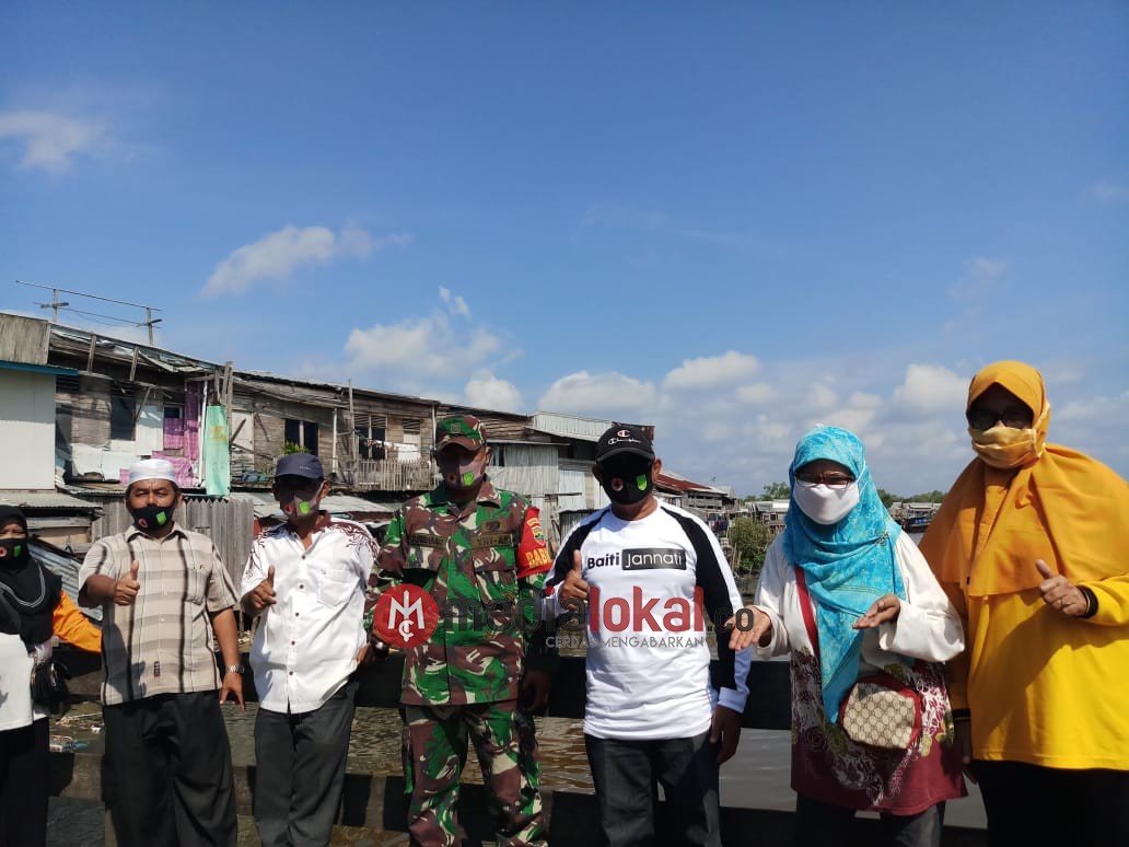 Koramil 02/Tanah Merah Rutin Melaksanakan Penegakan Protokol Kesehatan 