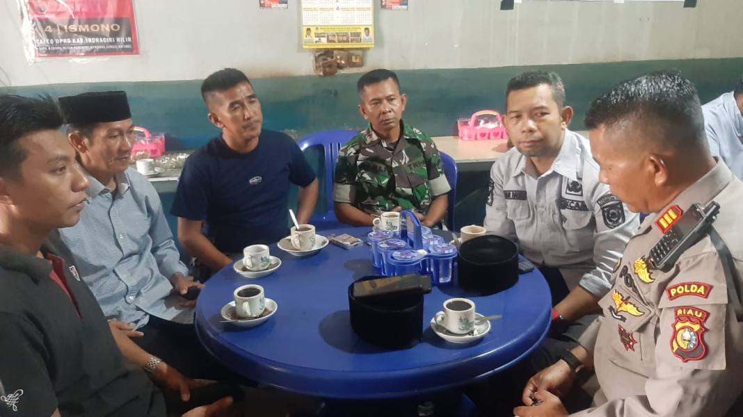 Koramil 07/Reteh Lakukan Komsos dan Rapat Koordinasi PAM Logistik Pemilu