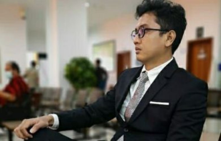 Nasib Penggugat Jokowi, Difitnah Punya Bisnis Prostitusi