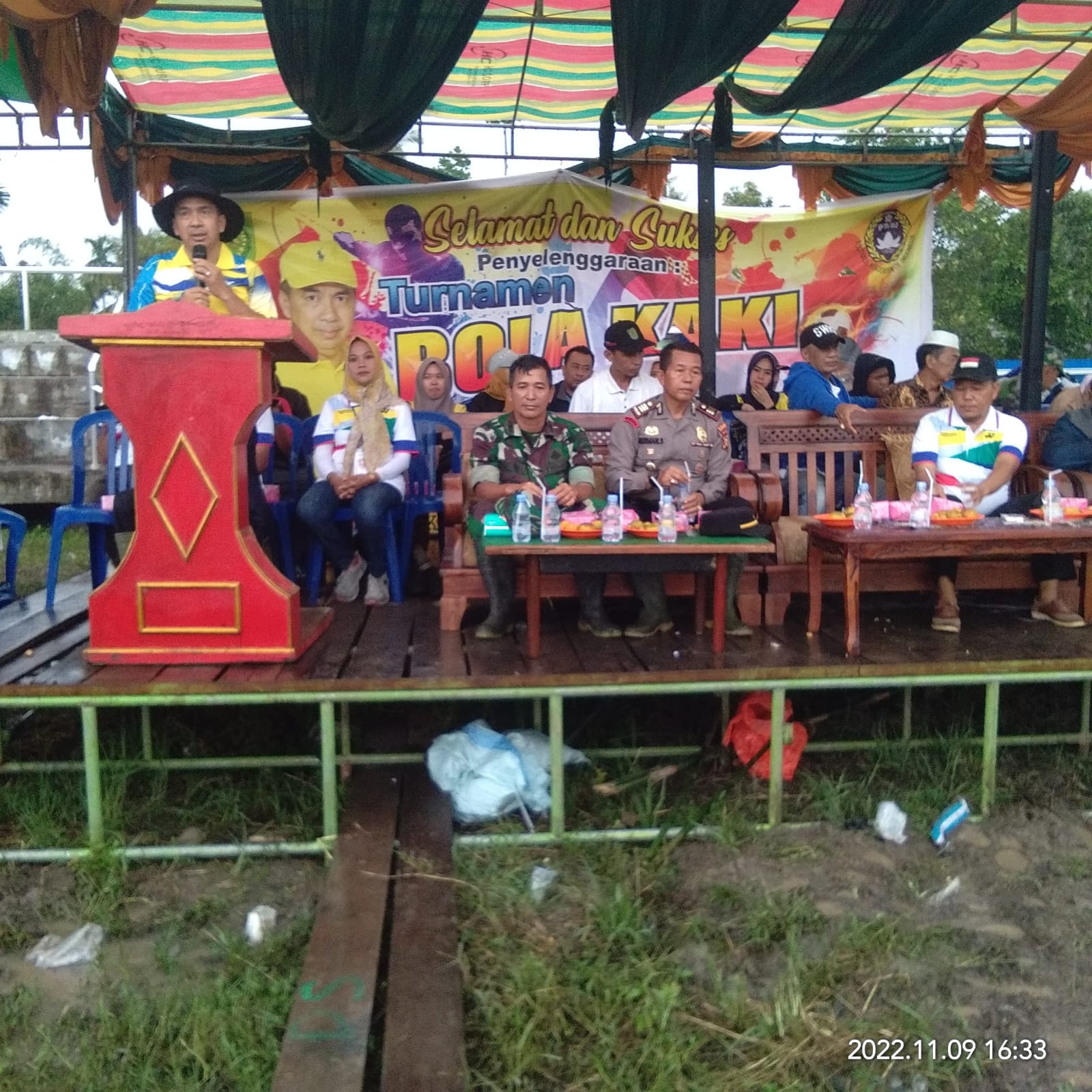 Pembukaan Open Turnamen Sepak Bola Diikuti Oleh Danramil 07/Reteh