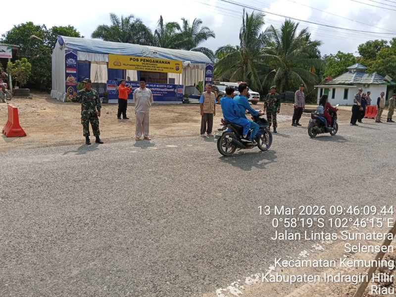 Personil Koramil 09/Kemuning: Pos Pengamanan Hari Raya Idul Fitri 2026 di Kemuning Siap Amankan Arus Mudik