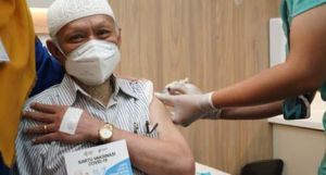 Beri Perlindungan Tambahan, Lansia Diberikan Vaksin Booster Kedua