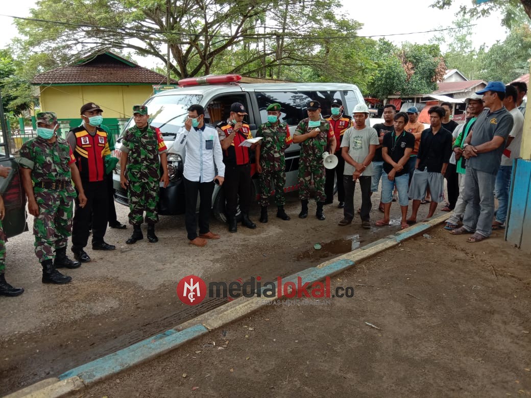 Keliling Desa se-Kempas, Koramil 03/Tempuling Ikut Laksanakan Sosialisasi Cegah Corona 