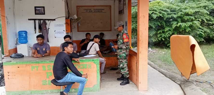 Jalin Silaturahmi dan Kerjasama Yang Kuat Bersama Babinsa Koramil 09/Kemuning