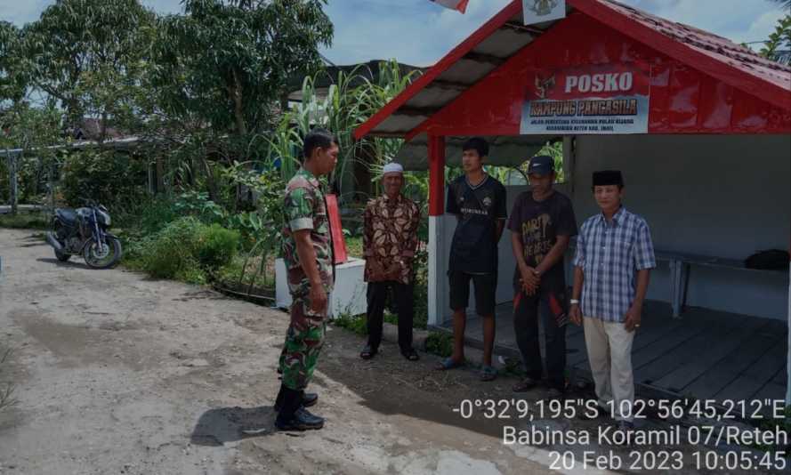 Sertu Bendri Lakukan Kepedulian Terhadap Masyarakat Sekitar