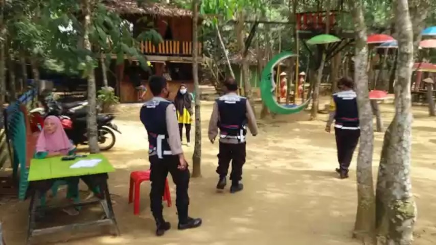 Polisi Rutin Tegakan Prokes, Tempat Wisata Dipatroli