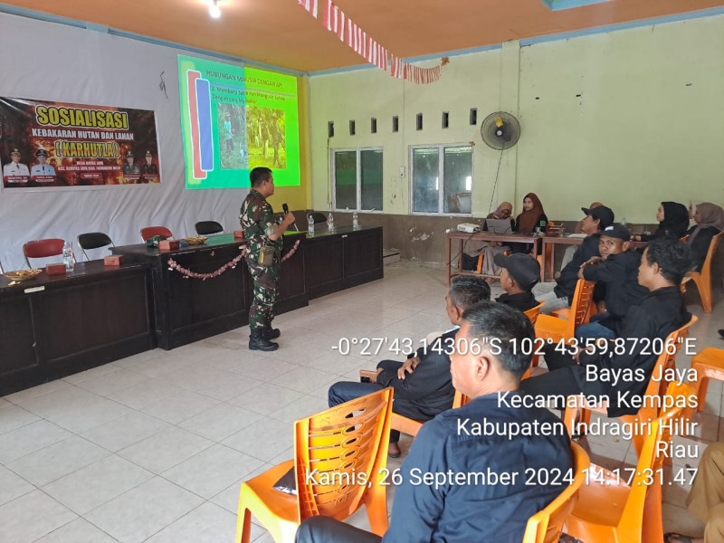 Antisipasi Terjadinya Kebakaran, Danramil 03/Tpl Sosialisasikan Bahaya Karhutla Kepada Masyarakat