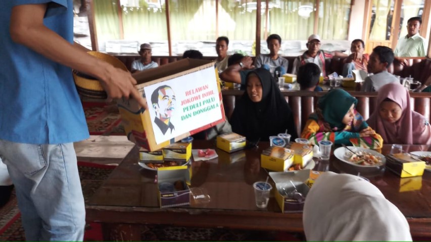 Peduli Gempa Palu dan Donggala, Ini yang Dilakukan Relawan Jokowi Inhil