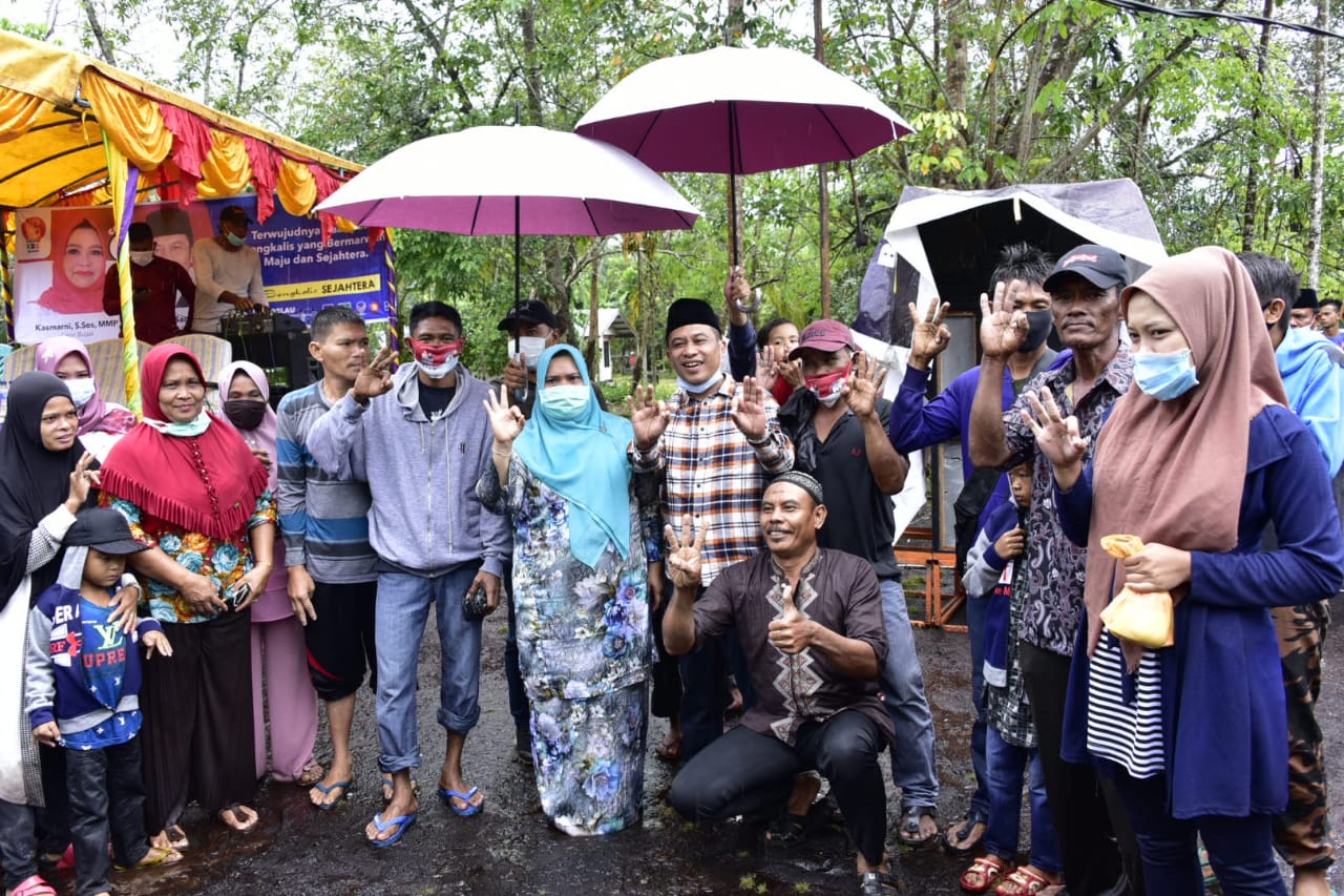 Kampanye Ditengah Hujan, Kasmarni: Jaga Semangat Sampai 9 Desember