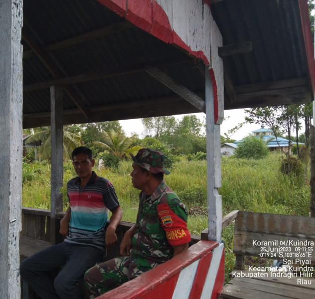 Rutin Bersilaturahmi Antar Sesama, Babinsa Koramil 04/Kuindra Jaga Hubungan Baik