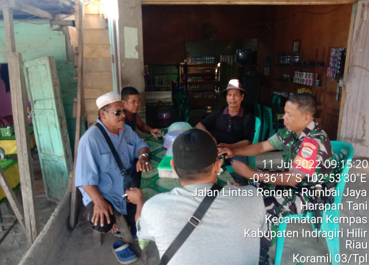 Solidkan Komunikasi, Babinsa Koramil 03/Tempulimg Komsos Bersama Tomas