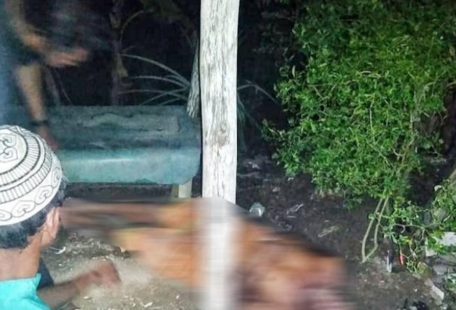 MIRIS...! Mayat Seorang Pria Tua Ditemukan Dibawah Pondok Kebun di Bintan