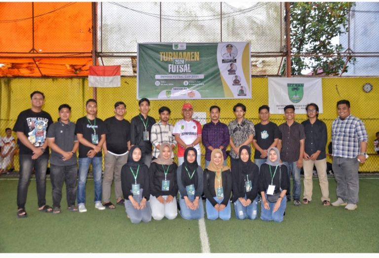 Kembangkan bakat dalam olah raga, Turnamen Futsal IPPMKG CUP di Pekanbaru resmi dibuka Pj Bupati Herman