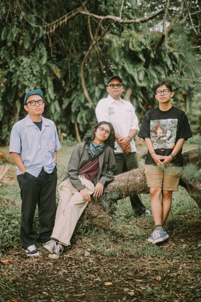 Pragu Band Asal Tembilahan Rilis Lagu 'Inside of Me' Pause Button untuk Hidup yang Terlalu Cepat