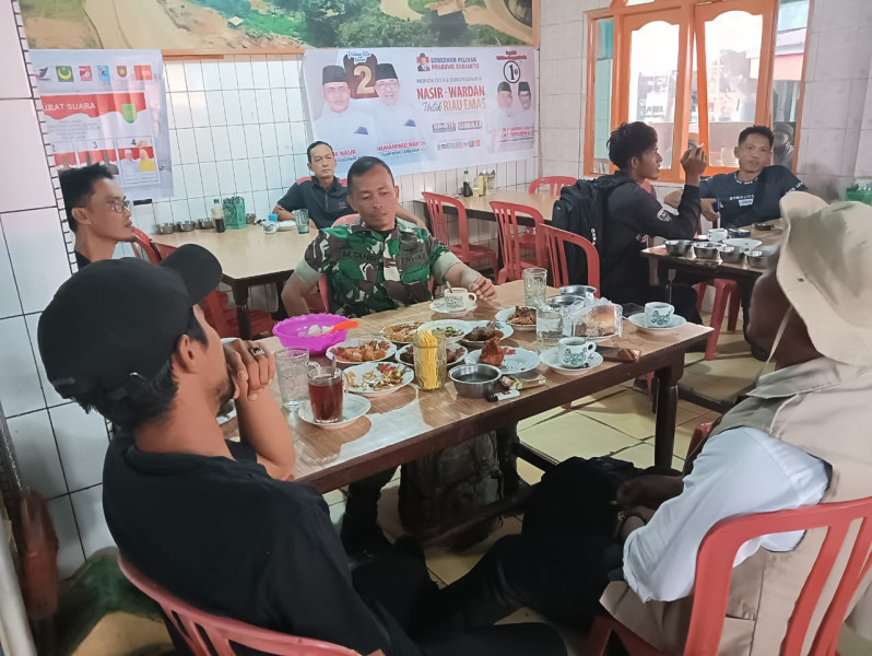 Babinsa Serda M. Tahir Terus Jaga Kebersamaan di Desa Binaan