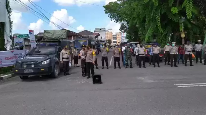 Ditolak Untuk Mendapatkan Bea Siswa Ganda, Sejumlah Mahasiswa di Rohil Demo