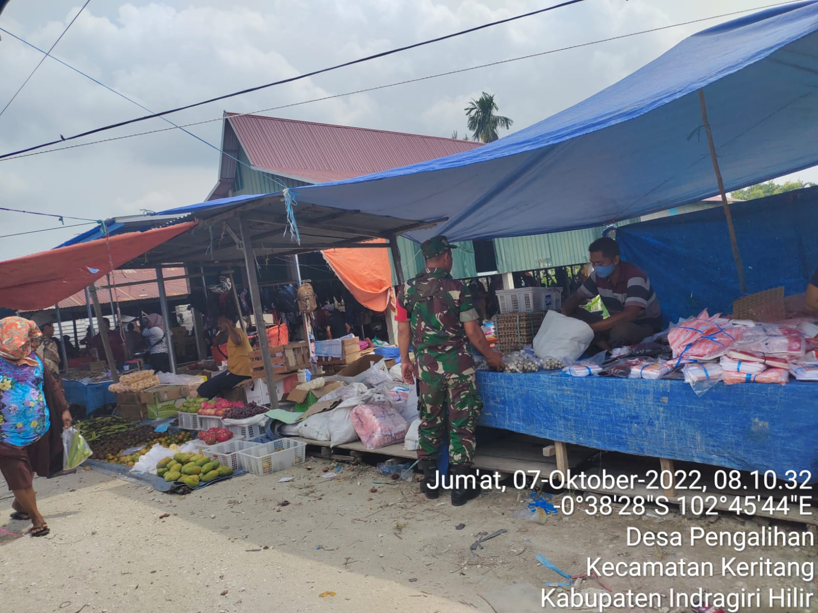 Serda Darmadi Mendisiplinkan Warga Untuk Penerapan Prokes di Wilayah