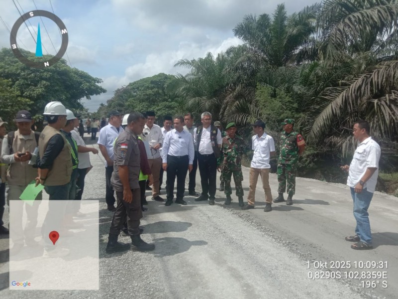 Danramil 09/Kemuning Dampingi Kunjungan Gubri di Kecamatan Kemuning