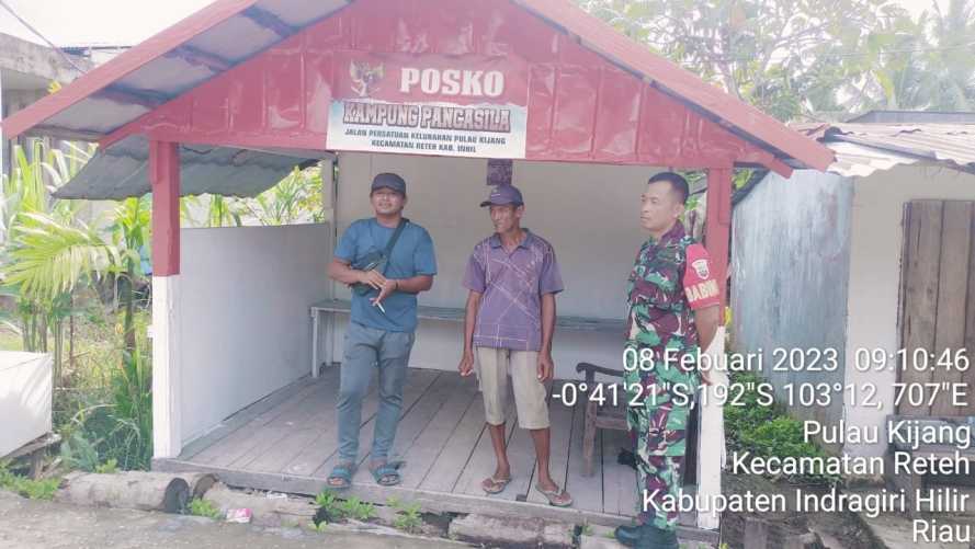 Rutinitas Koramil 07/Reteh Bersama Warga Dalam Rangka Jalin Silaturahmi