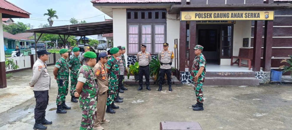 Apel Siaga dan Patroli Sinergitas TNI Polri dan Satpol PP di Kecamatan Gaung Anak Serka