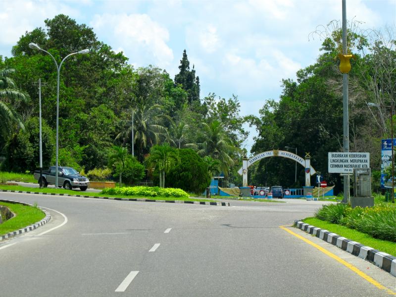 Pemprov Riau Sudah Perbaiki 11 Ruas Jalan di Pekanbaru
