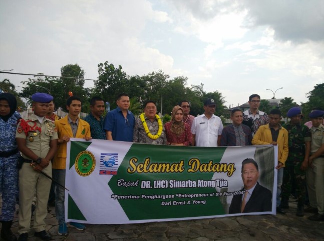 Kedatangannya Disambut Mahasiswa Unisi, CEO PT. Cahaya Buana Group,  Ini Di Luar Dugaan Saya