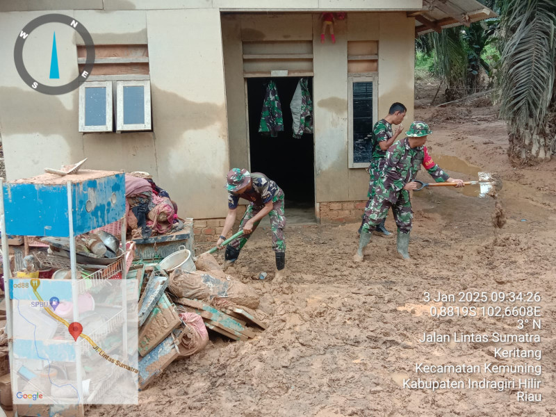 Danramil 09/Kemuning dan Masyarakat Bersatu, Pulihkan Dampak Banjir