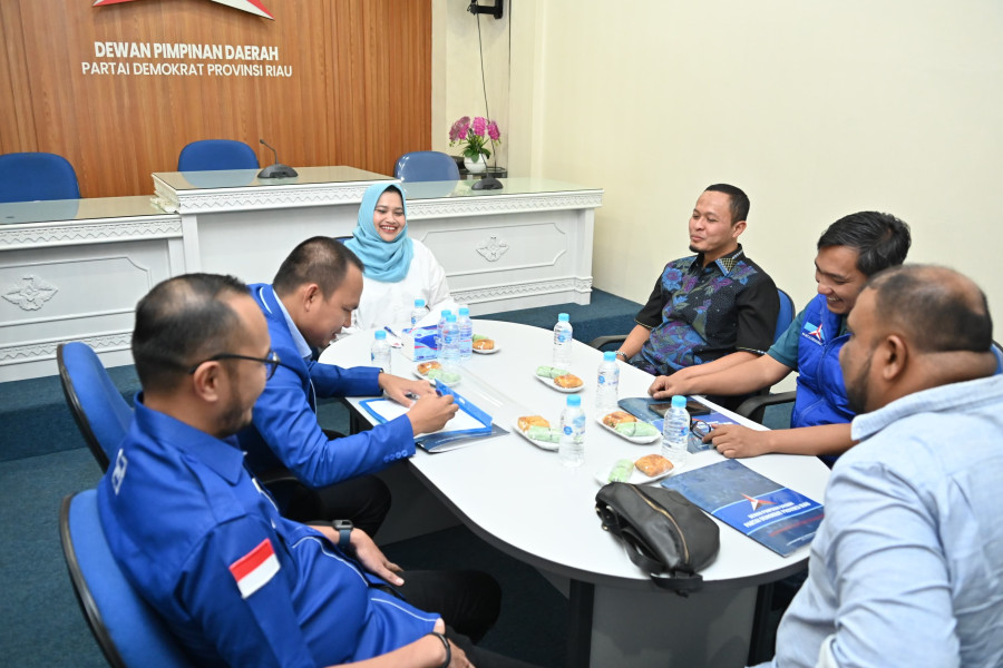 Balon Bupati Bengkalis Kasmarni Sampaikan Visi Misi di DPD Demokrat Riau