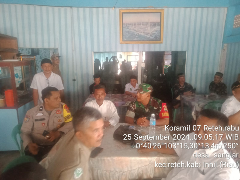 Tingkatkan Silaturahmi Antar Sesama Melalui Komsos Koramil 07/Reteh