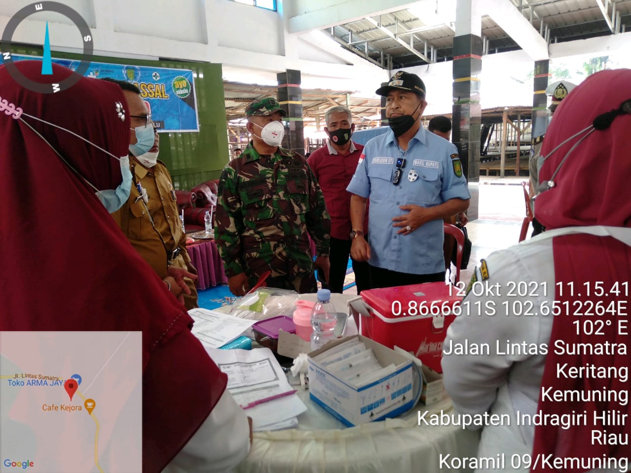 Danramil 09/Kemuning Dampingi Wabup Inhil Tinjau Pelaksanaan Vaksinasi