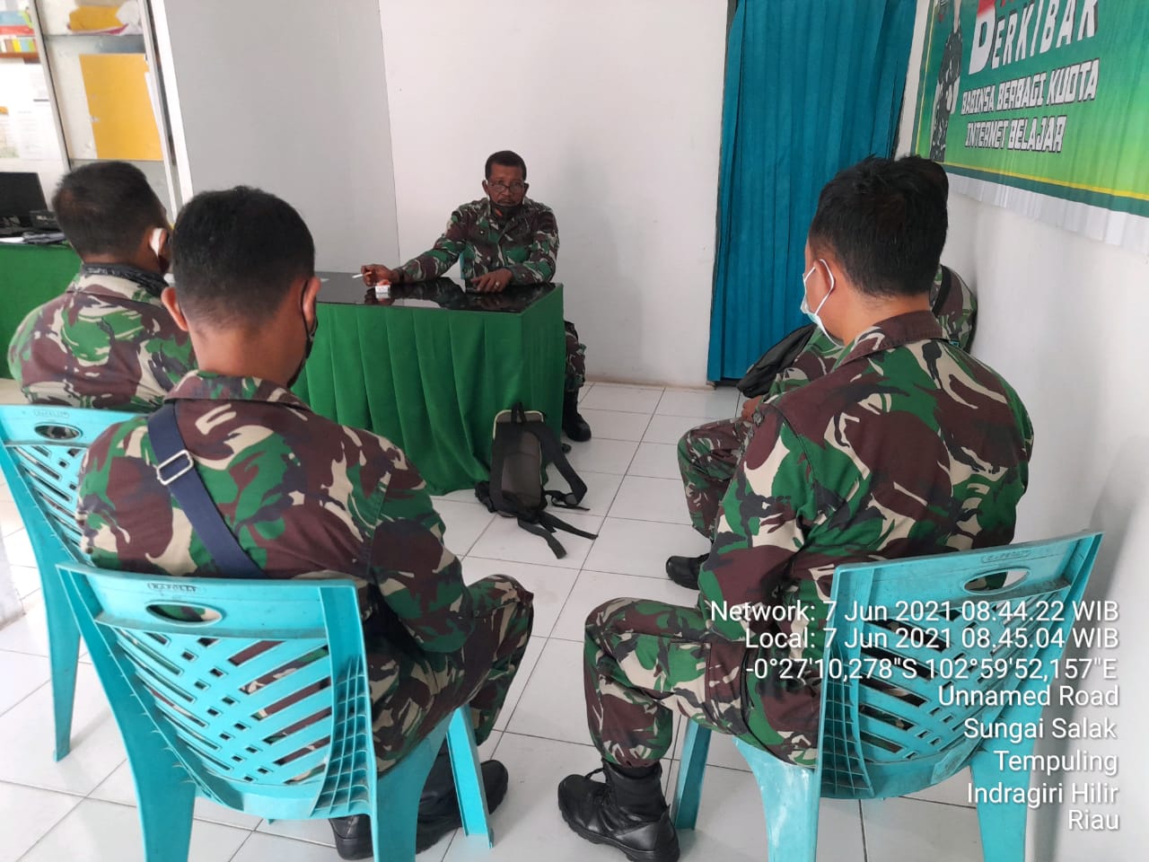 Rutinitas Setiap Minggu, Danramil 03/Tempuling Beri Arahan Kepada Para Babinsanya