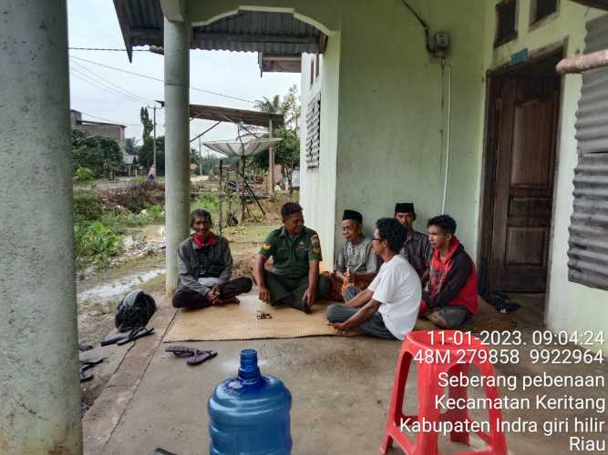 Jalin Kedekatan dan Kekompakan Antar Babinsa Koramil 09/Kemuning Dan Warga
