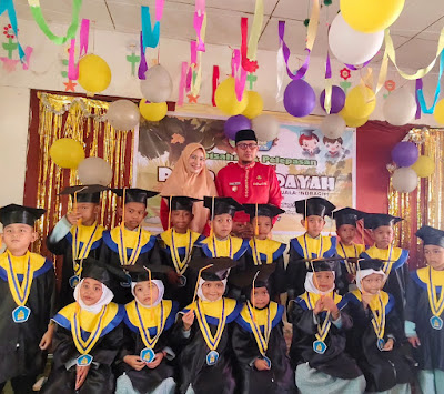 Membangun Generasi Emas: Kades Teluk Dalam Hadiri Pelepasan Siswa-Siswi PAUD Al-Hidayah